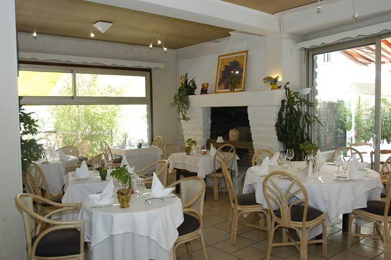 Hotel The Originals Perpignan Sud Le Grillon D'Or Le Boulou Εξωτερικό φωτογραφία