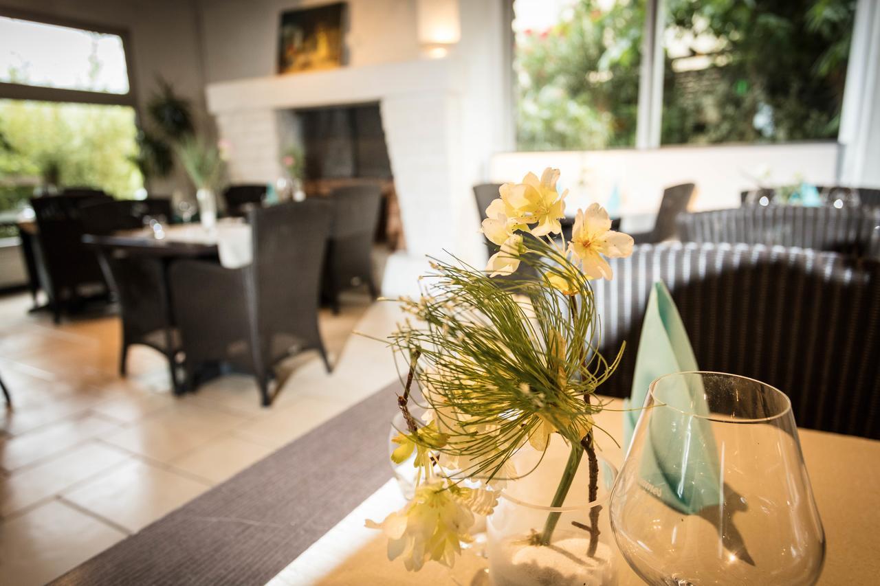 Hotel The Originals Perpignan Sud Le Grillon D'Or Le Boulou Εξωτερικό φωτογραφία