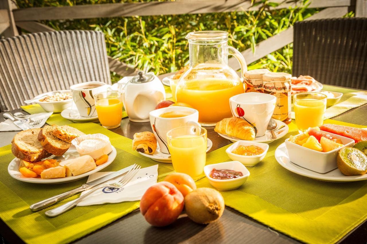 Hotel The Originals Perpignan Sud Le Grillon D'Or Le Boulou Εξωτερικό φωτογραφία