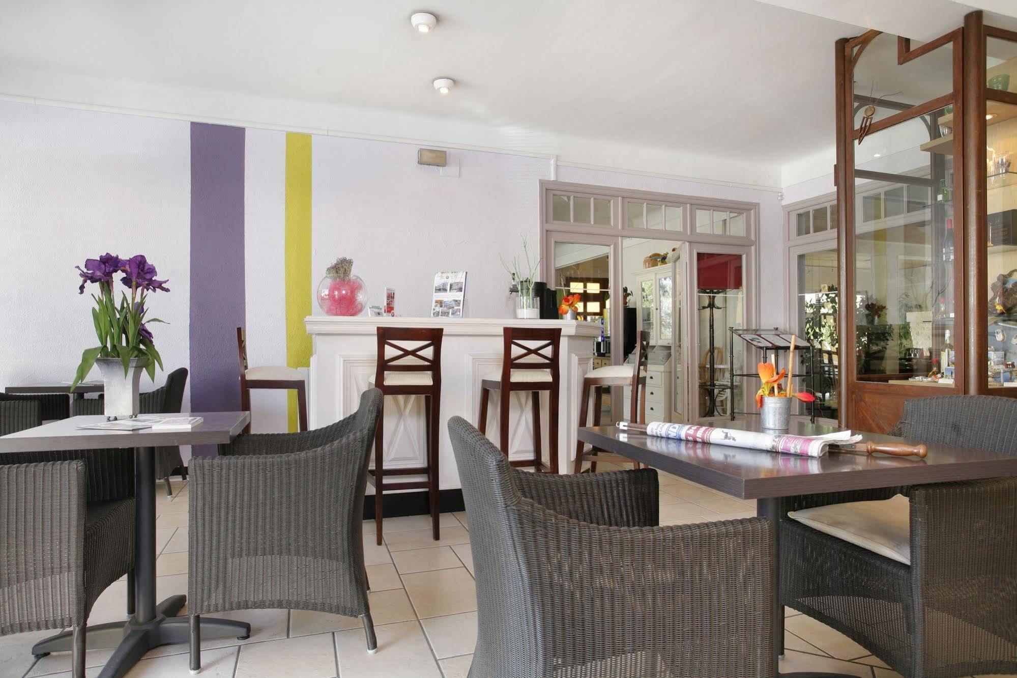 Hotel The Originals Perpignan Sud Le Grillon D'Or Le Boulou Εξωτερικό φωτογραφία