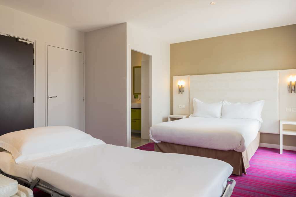 Hotel The Originals Perpignan Sud Le Grillon D'Or Le Boulou Δωμάτιο φωτογραφία