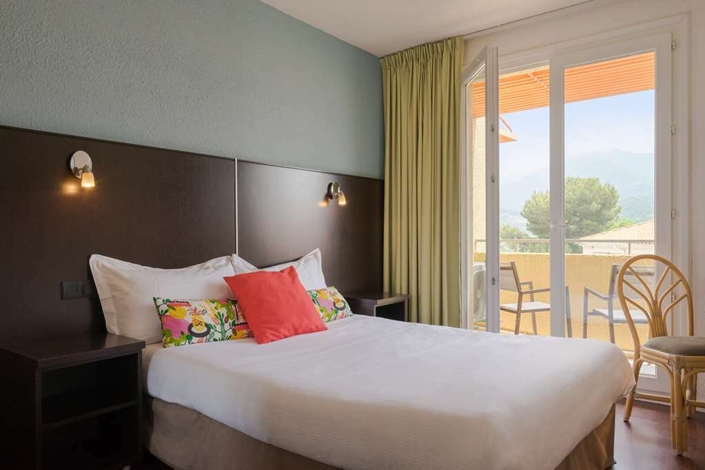 Hotel The Originals Perpignan Sud Le Grillon D'Or Le Boulou Δωμάτιο φωτογραφία