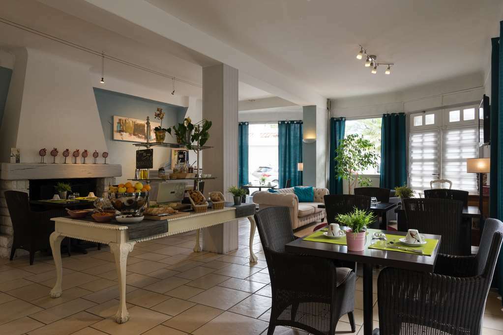 Hotel The Originals Perpignan Sud Le Grillon D'Or Le Boulou Ανέσεις φωτογραφία